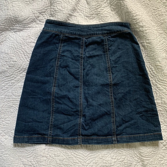 Jean skirt - Picture 2 of 2